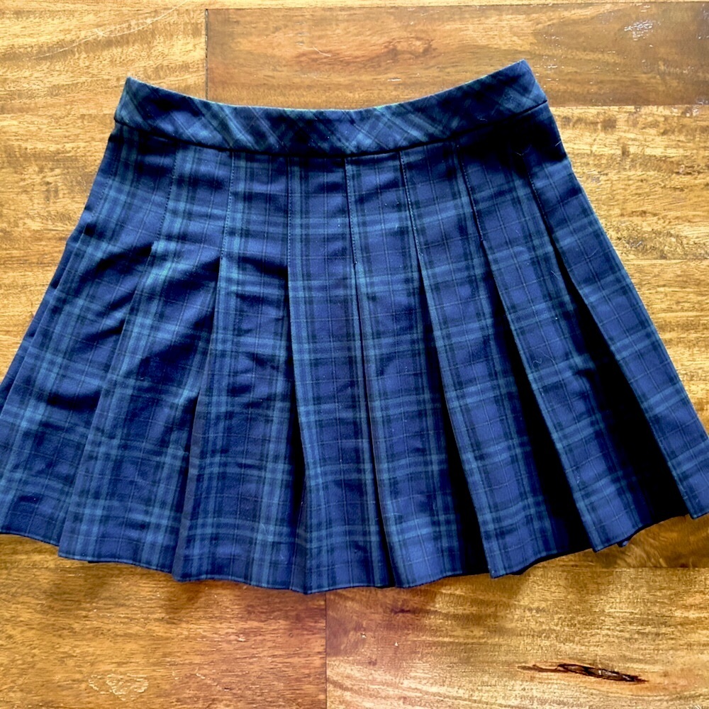 SUNDAY BEST blue and green pleated plaid skirt size 8